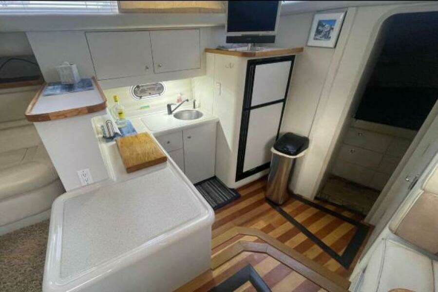 PICTURE THIS 36ft Cruisers Yachts Yacht For Sale PICTURE THIS 36ft Cruisers Yachts Yacht For Sale