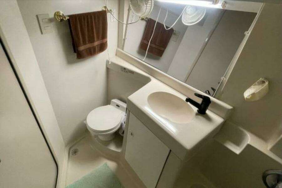 PICTURE THIS 36ft Cruisers Yachts Yacht For Sale PICTURE THIS 36ft Cruisers Yachts Yacht For Sale