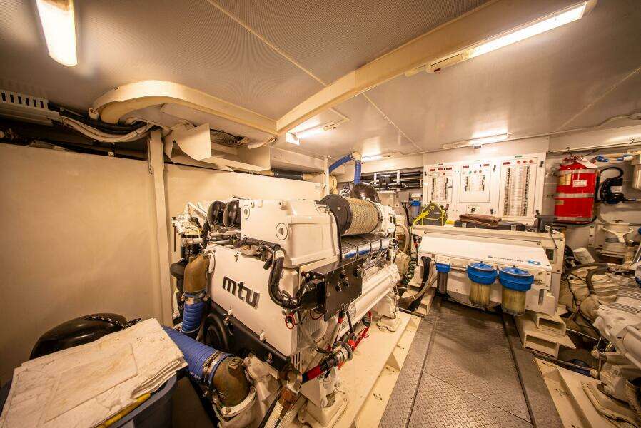 Lady Gem 70ft Marquis Yacht For Sale
