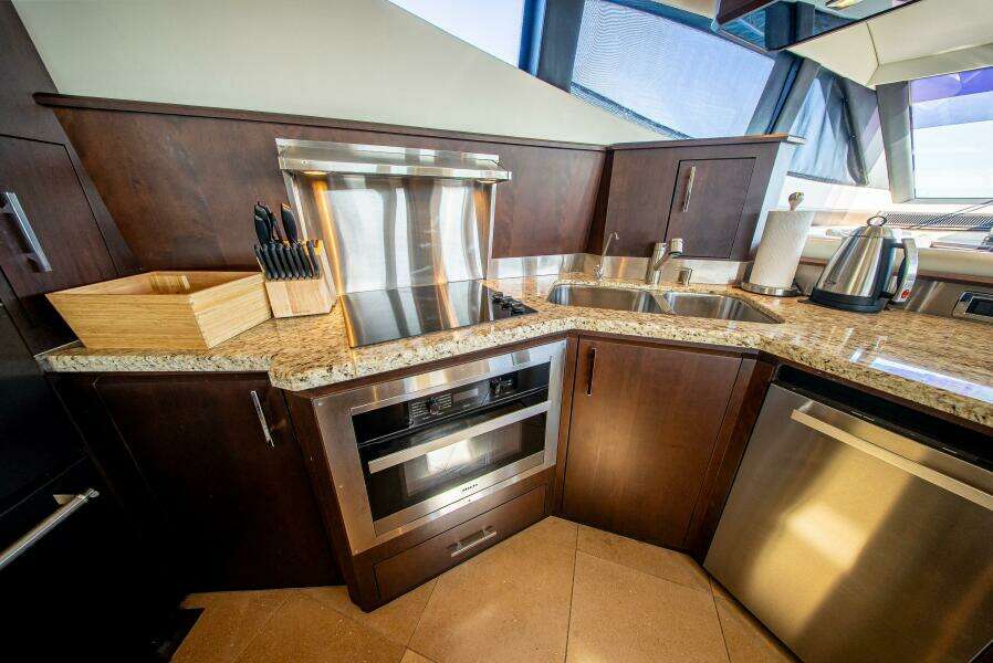 Lady Gem 70ft Marquis Yacht For Sale