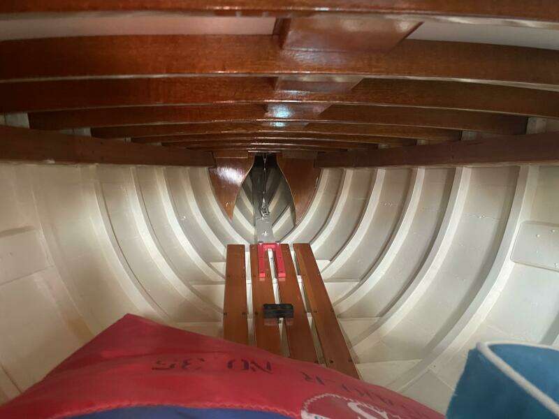 Jewel 32ft Kettenburg Yacht For Sale