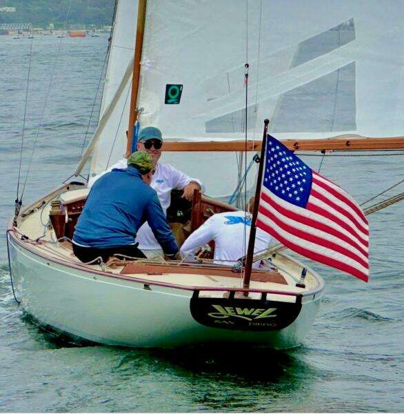 Jewel 32ft Kettenburg Yacht For Sale