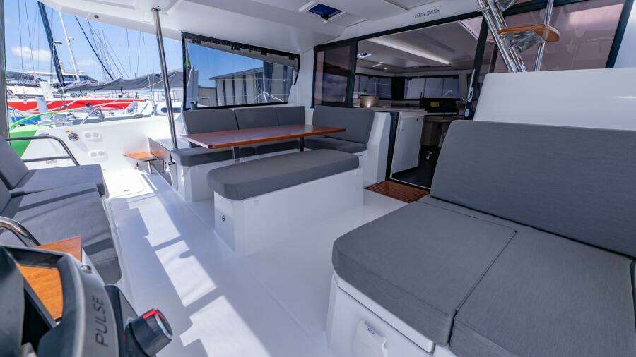 Side Track 41ft Fountaine Pajot Yacht For Sale Side Track 41ft Fountaine Pajot Yacht For Sale