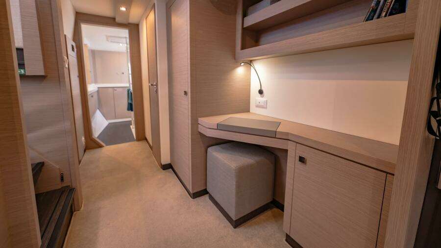 Side Track 41ft Fountaine Pajot Yacht For Sale Side Track 41ft Fountaine Pajot Yacht For Sale