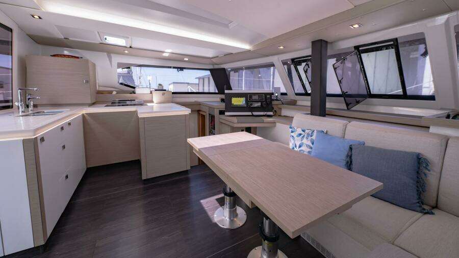 Side Track 41ft Fountaine Pajot Yacht For Sale Side Track 41ft Fountaine Pajot Yacht For Sale