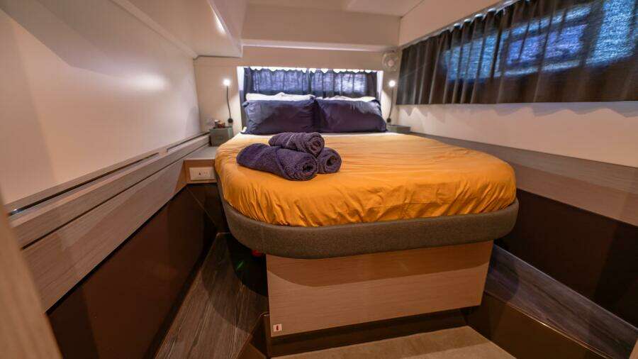 Side Track 41ft Fountaine Pajot Yacht For Sale Side Track 41ft Fountaine Pajot Yacht For Sale