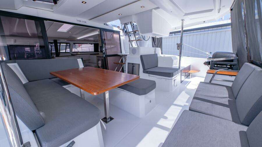 Side Track 41ft Fountaine Pajot Yacht For Sale Side Track 41ft Fountaine Pajot Yacht For Sale
