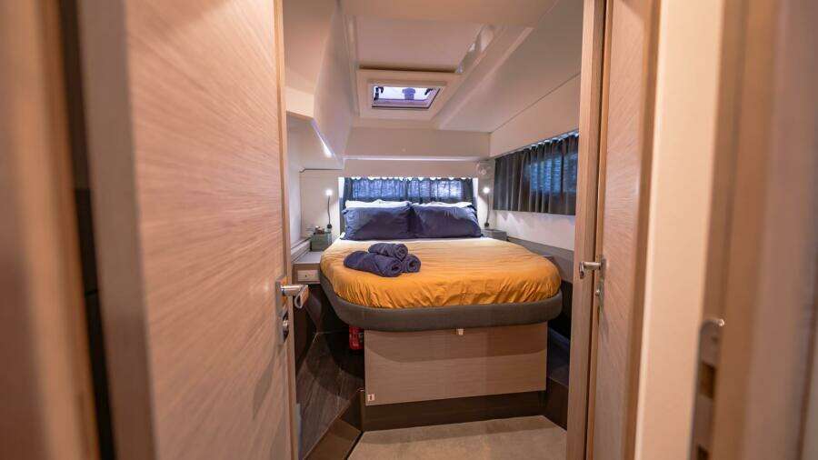 Side Track 41ft Fountaine Pajot Yacht For Sale Side Track 41ft Fountaine Pajot Yacht For Sale