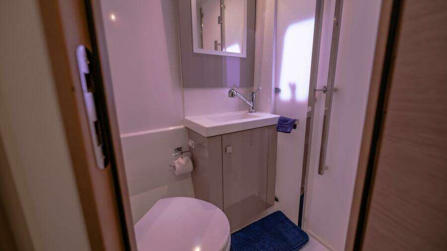 Side Track 41ft Fountaine Pajot Yacht For Sale Side Track 41ft Fountaine Pajot Yacht For Sale