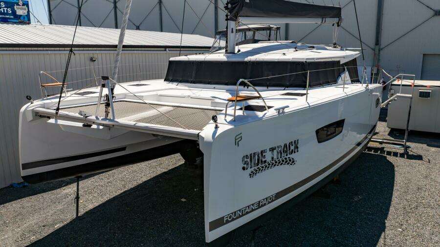 Side Track 41ft Fountaine Pajot Yacht For Sale Side Track 41ft Fountaine Pajot Yacht For Sale