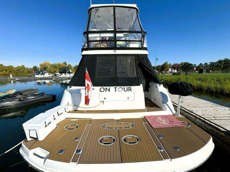 ON TOUR 47ft Sea Ray Yacht For Sale