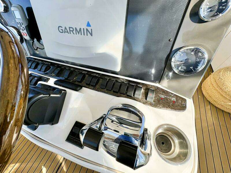 ON TOUR 47ft Sea Ray Yacht For Sale