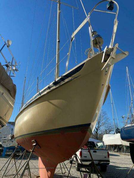 Sandoval 31ft Camper  amp  Nicholsons Yacht For Sale