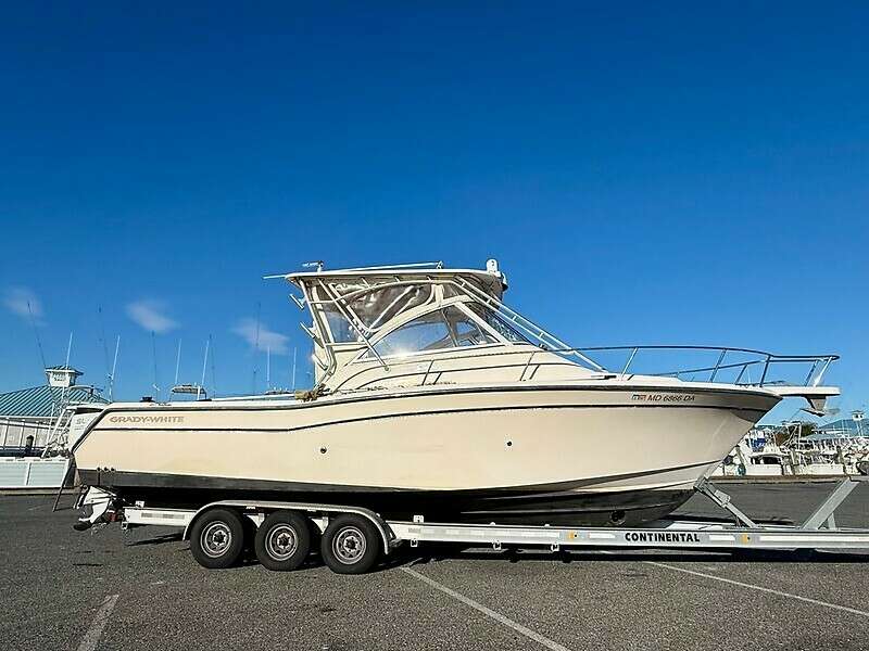 JE HU TA 30ft Grady White Yacht For Sale