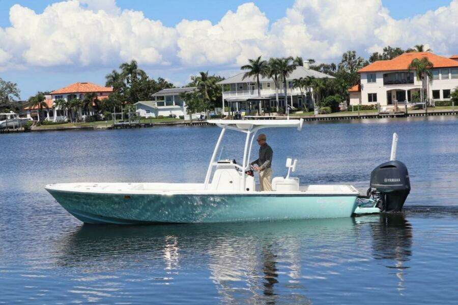 24ft Canyon Bay Yacht For Sale