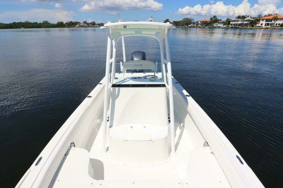 24ft Canyon Bay Yacht For Sale