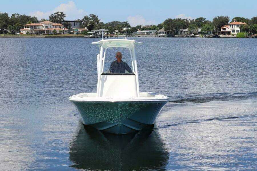 24ft Canyon Bay Yacht For Sale