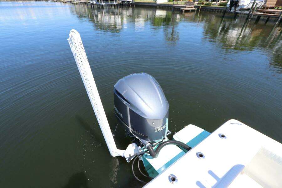 24ft Canyon Bay Yacht For Sale