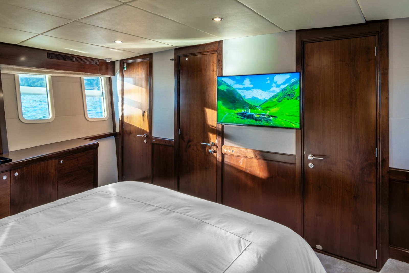 SULTANA 84ft Feadship Yacht For Sale