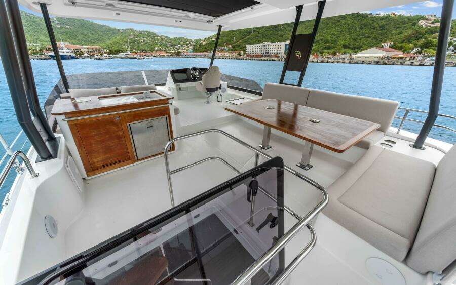 Mona Lisa 45ft Fountaine Pajot Yacht For Sale