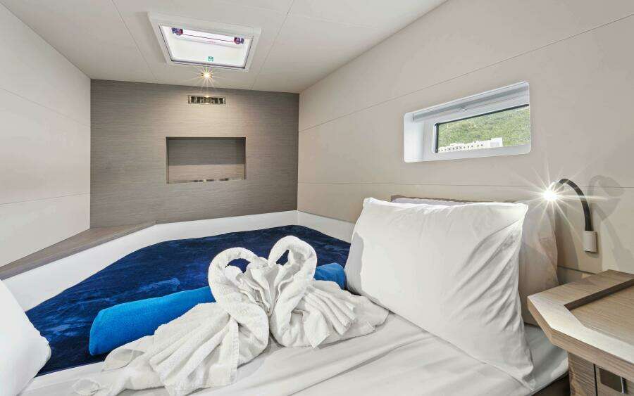 Mona Lisa 45ft Fountaine Pajot Yacht For Sale
