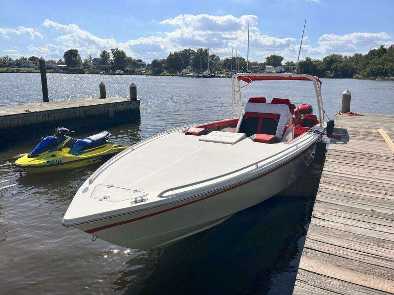 CAT 5 36ft Avanti Yacht For Sale