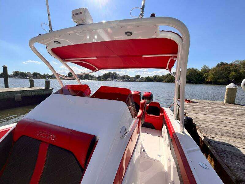 CAT 5 36ft Avanti Yacht For Sale