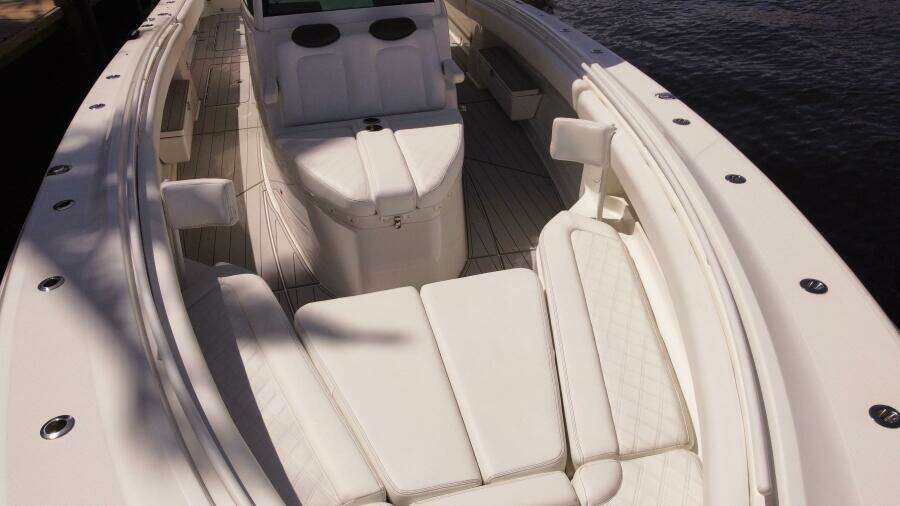 REEL COWBOY 42ft HCB Yacht For Sale