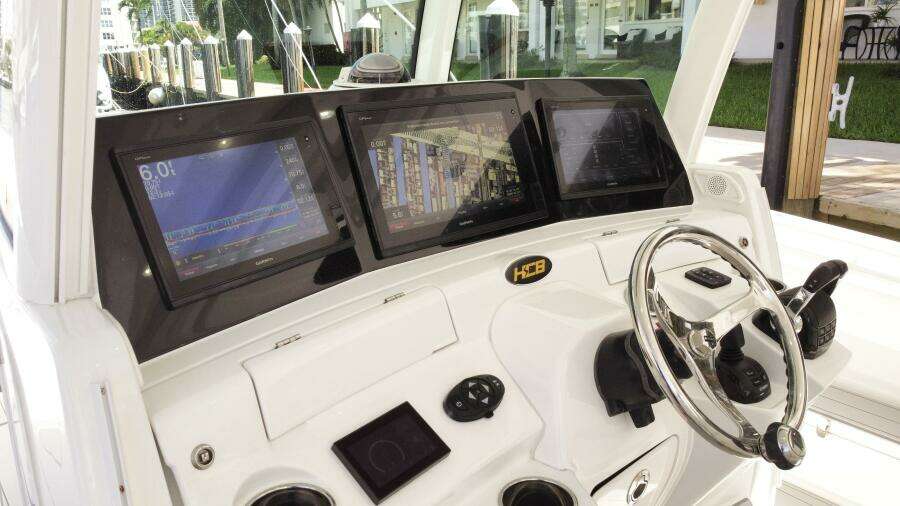 REEL COWBOY 42ft HCB Yacht For Sale