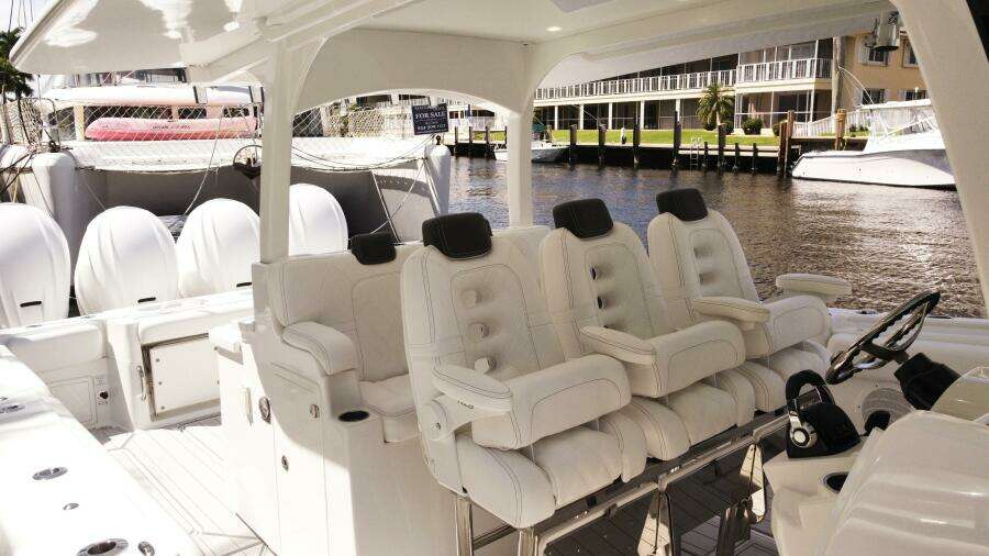 REEL COWBOY 42ft HCB Yacht For Sale