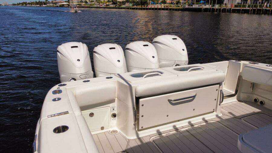 REEL COWBOY 42ft HCB Yacht For Sale