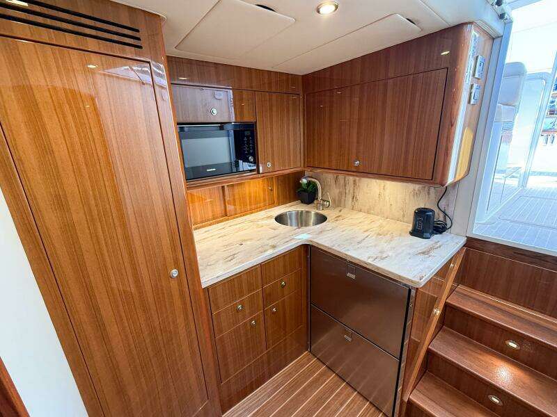 Bandit 38ft Viking Yacht For Sale