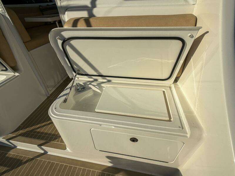 Bandit 38ft Viking Yacht For Sale