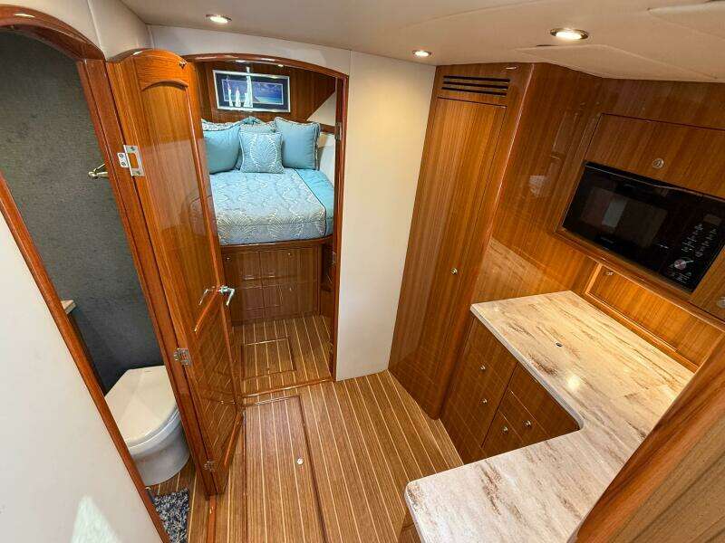 Bandit 38ft Viking Yacht For Sale