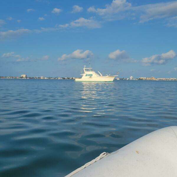 Sea Girl 53ft Hatteras Yacht For Sale