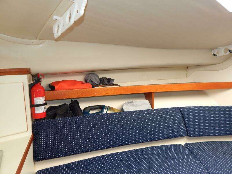 Rip Rap 27ft Phoenix Yacht For Sale