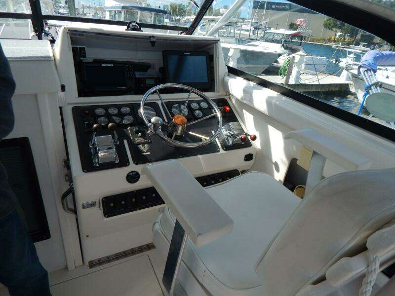 Rip Rap 27ft Phoenix Yacht For Sale