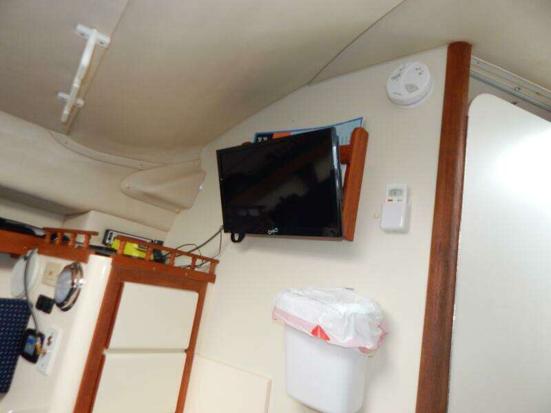 Rip Rap 27ft Phoenix Yacht For Sale