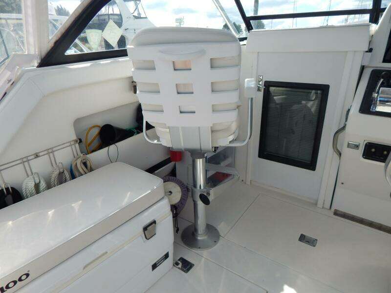 Rip Rap 27ft Phoenix Yacht For Sale