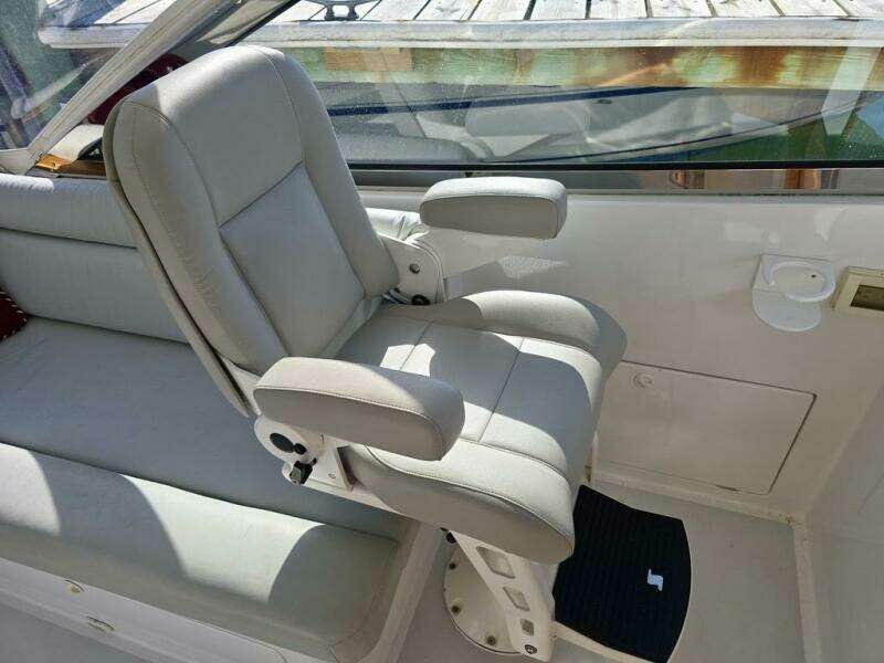 MAESTRO 38ft Lyman Morse Yacht For Sale