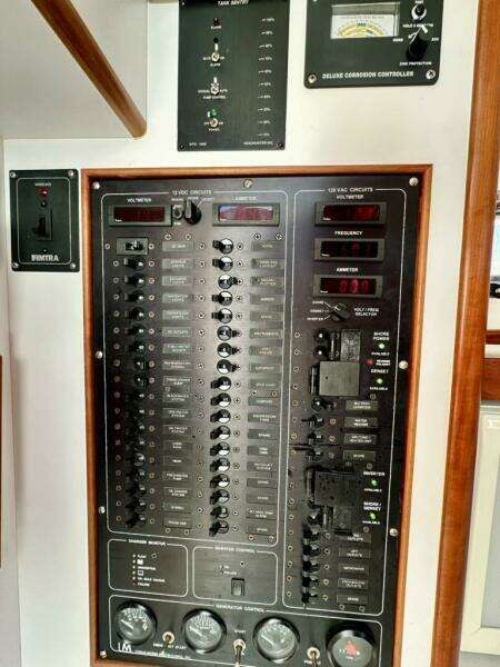 MAESTRO 38ft Lyman Morse Yacht For Sale