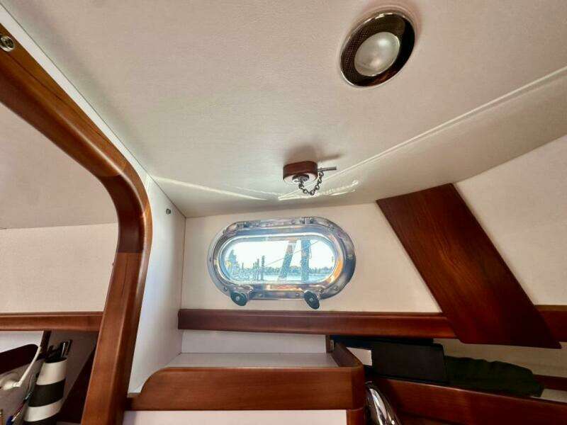 MAESTRO 38ft Lyman Morse Yacht For Sale