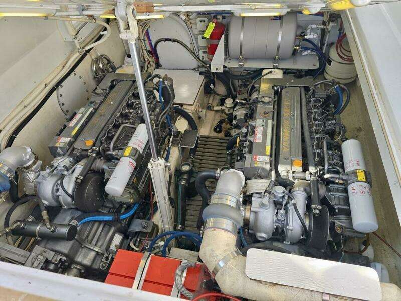 MAESTRO 38ft Lyman Morse Yacht For Sale