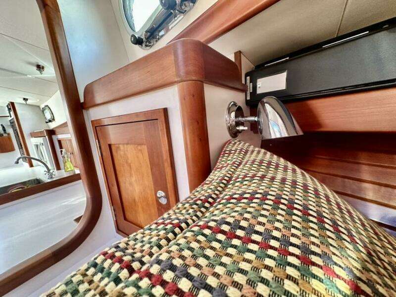 MAESTRO 38ft Lyman Morse Yacht For Sale