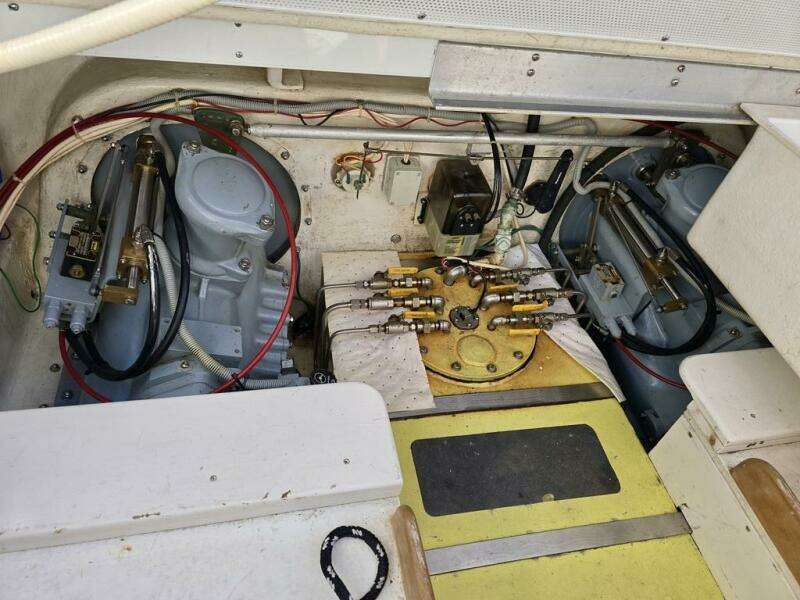 MAESTRO 38ft Lyman Morse Yacht For Sale