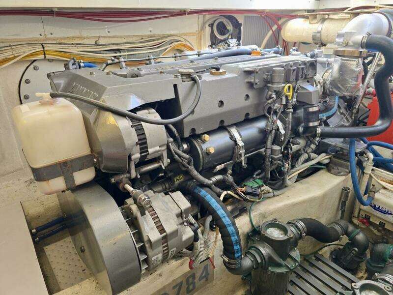 MAESTRO 38ft Lyman Morse Yacht For Sale