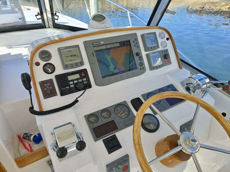 MAESTRO 38ft Lyman Morse Yacht For Sale