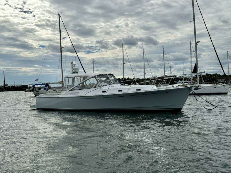 MAESTRO 38ft Lyman Morse Yacht For Sale