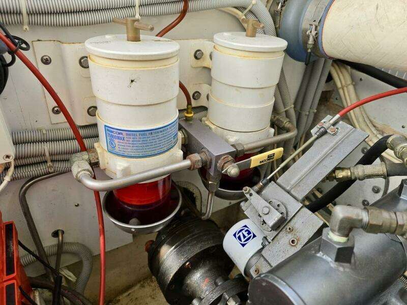 MAESTRO 38ft Lyman Morse Yacht For Sale