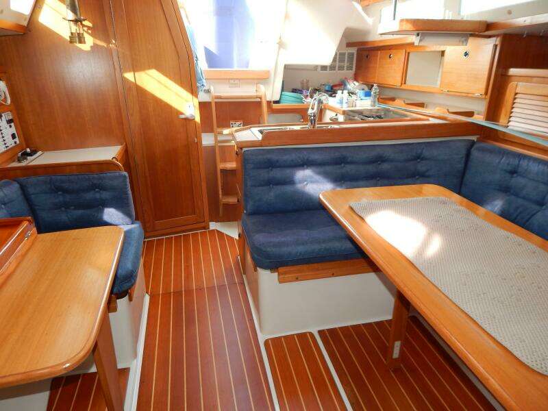 Irie 36ft Catalina Yacht For Sale